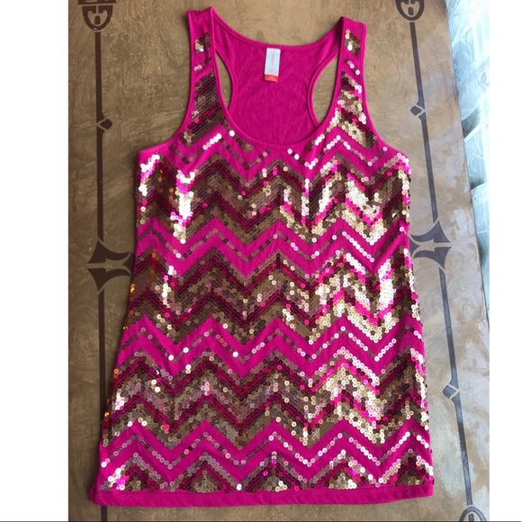 NFS - Cute Fuchsia Sequined Chevron Racerback Tank๐ EUC - Picture 1 of 6